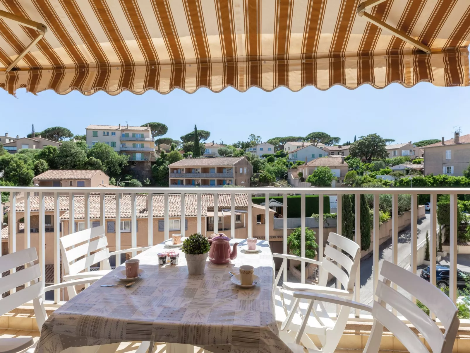 La Palmeraie II-Outside