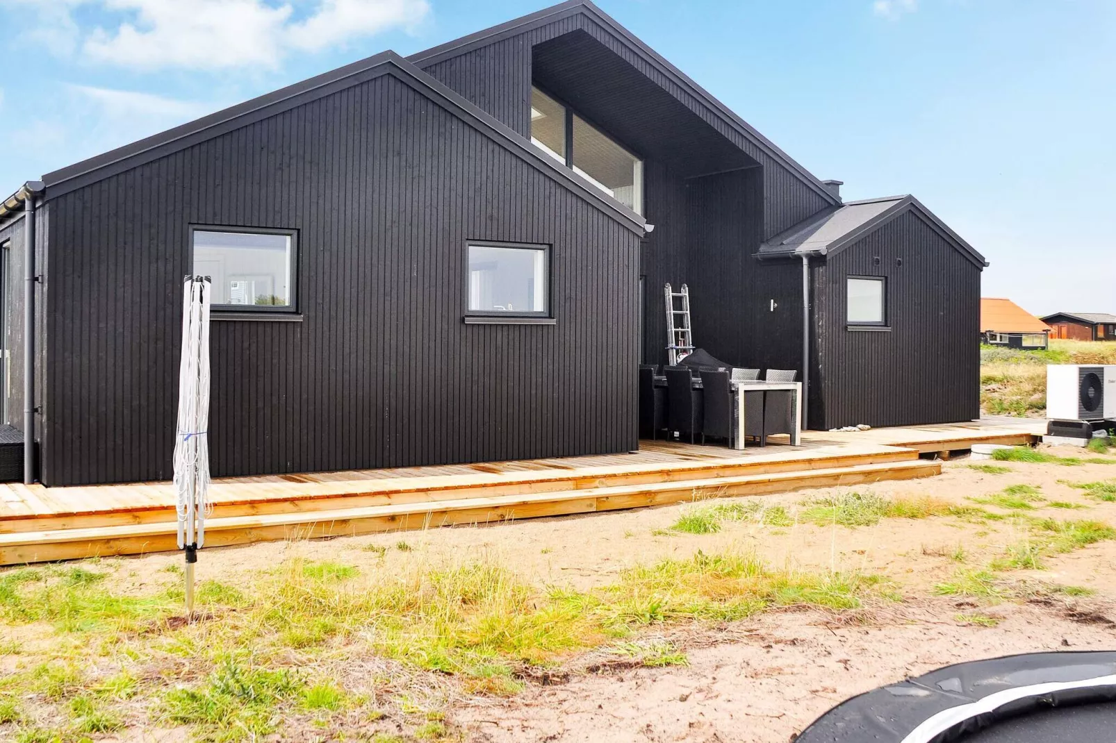 10 Personen Ferienhaus in Harboøre-By Traum
