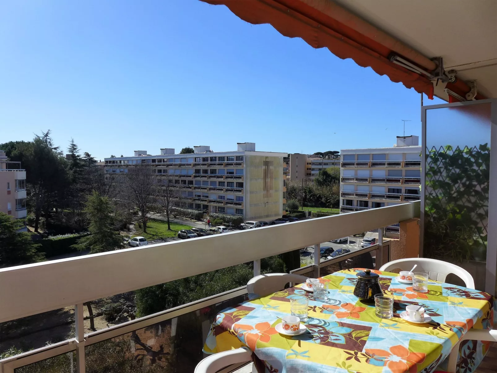 Le Maxime-Outside