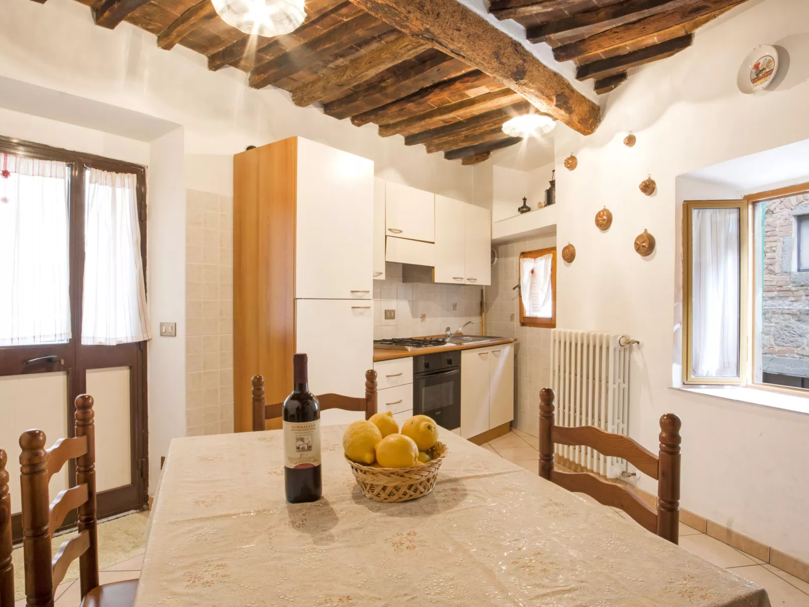 Via Vannocci-Inside