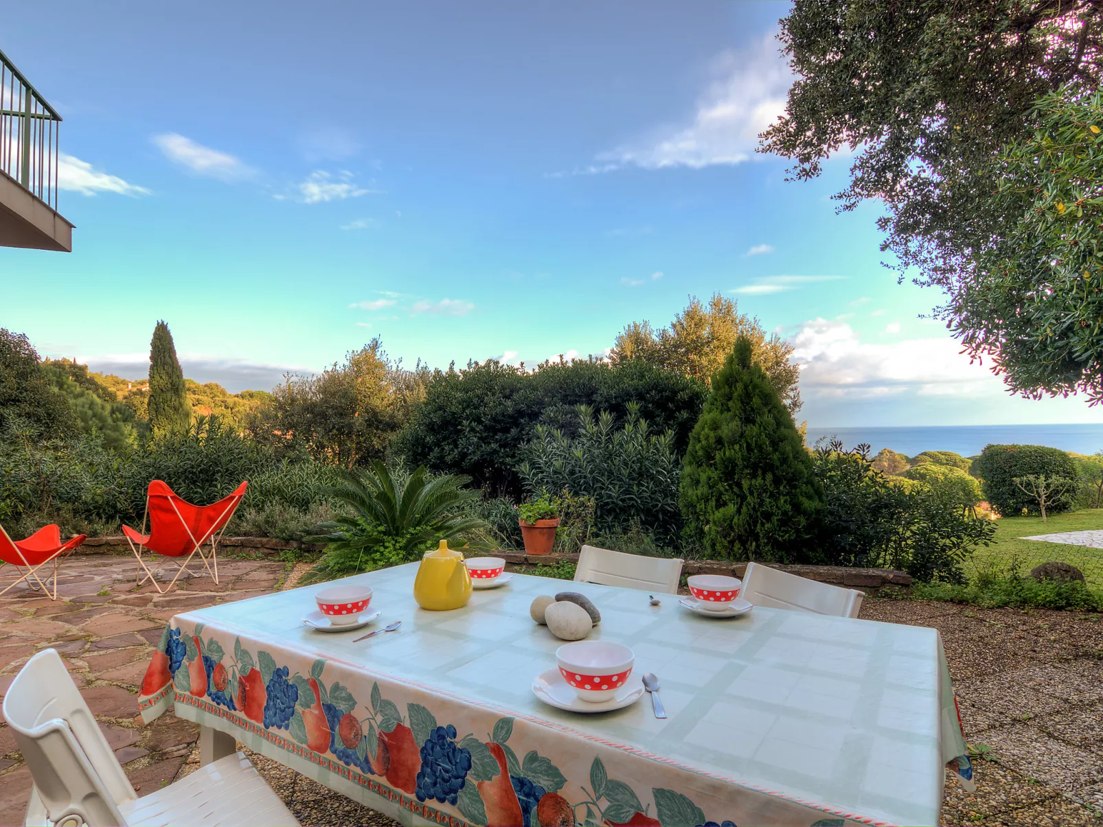 Villa Chantoiseau-Outside