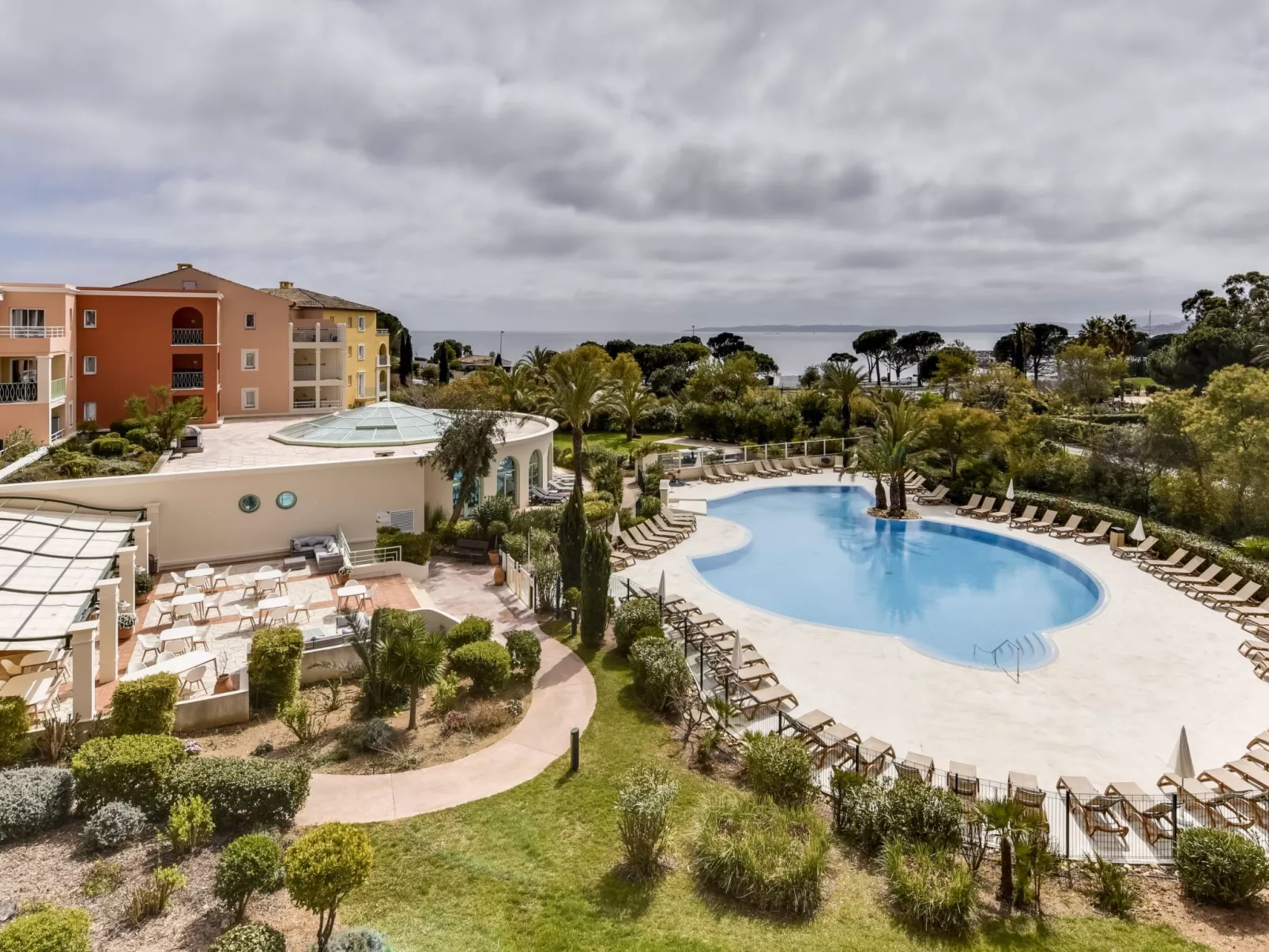 Les Calanques Spa Thalassothérapie-Dehors
