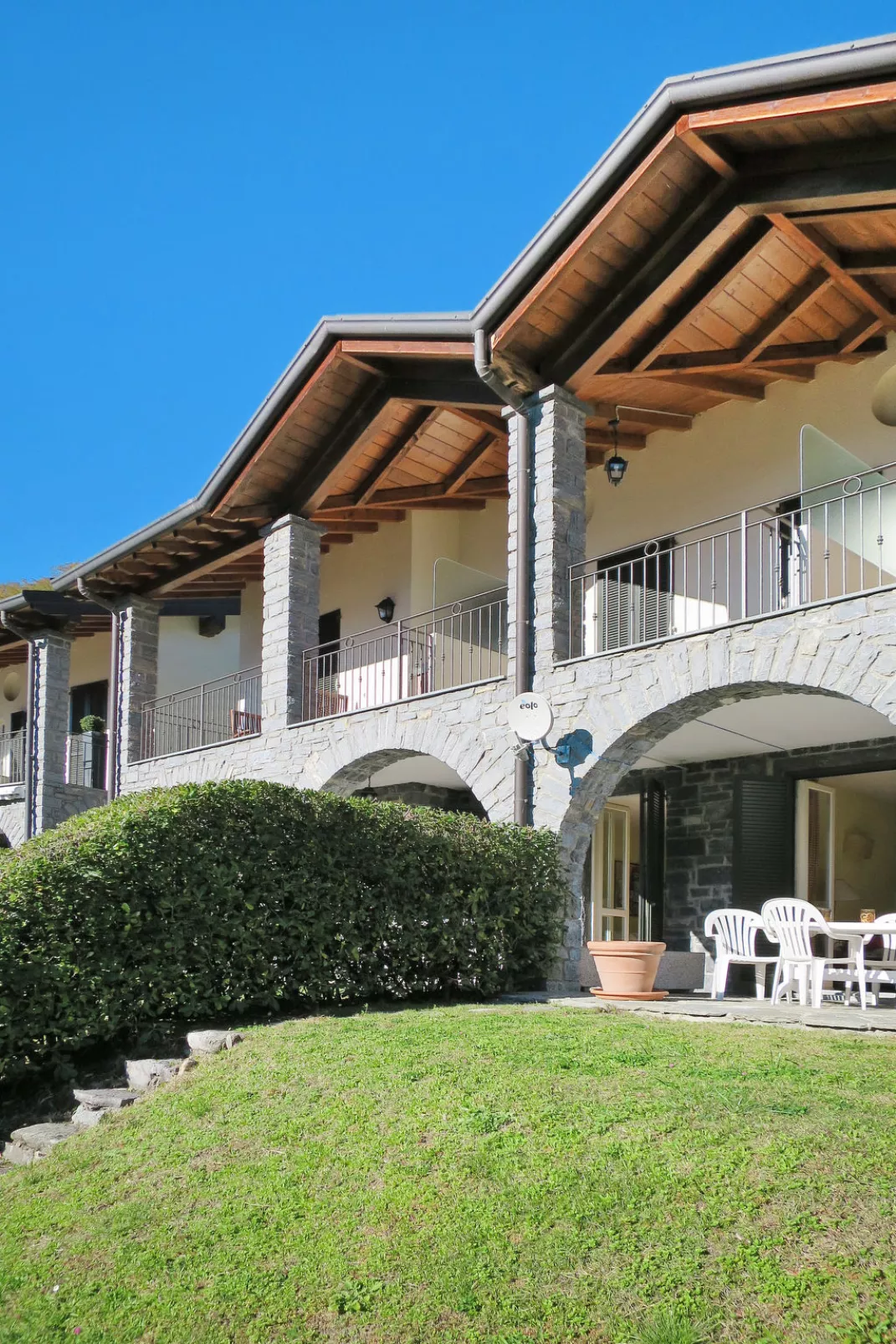 Poggio degli Ulivi-Outside