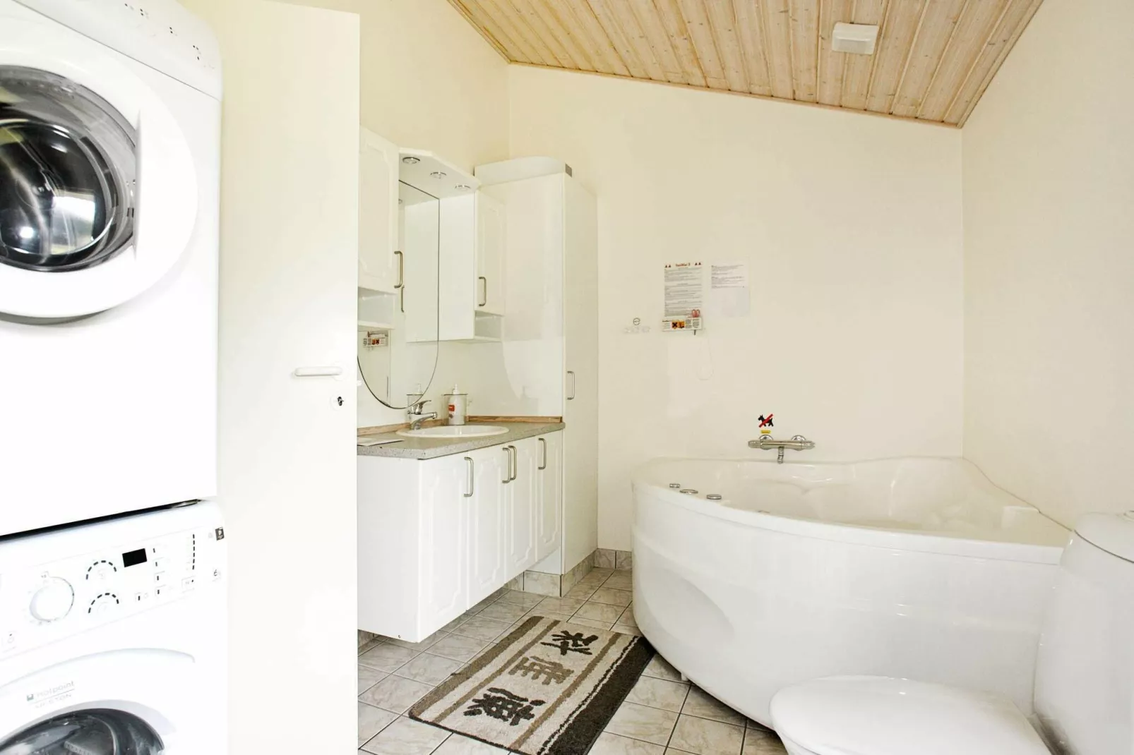 8 person holiday home in Hadsund-By Traum-Indoor