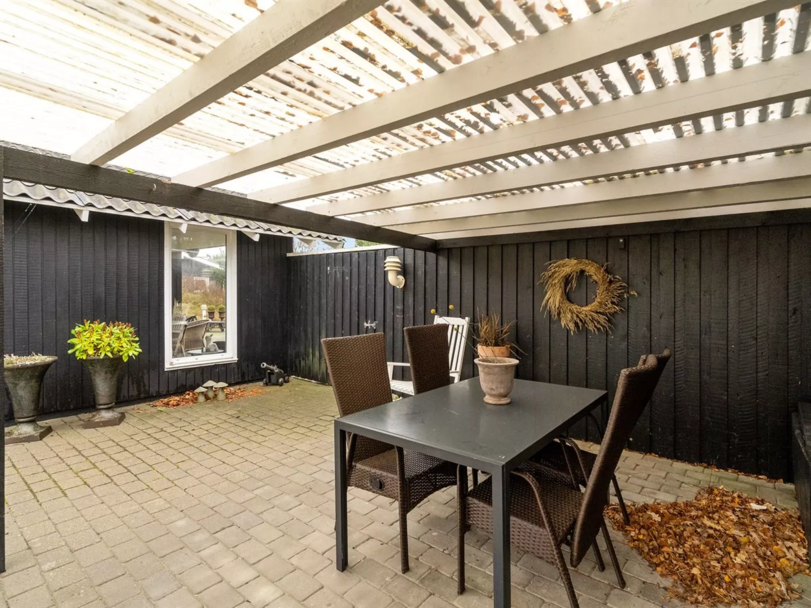 "Ursel" - 800m from the sea-Outside