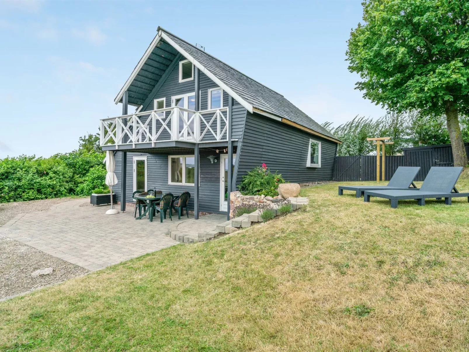 "Chayton" - 450m from the sea-Outside
