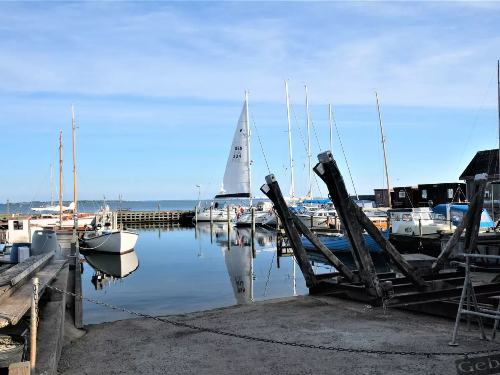 "Chayton" - 450m from the sea-Outside