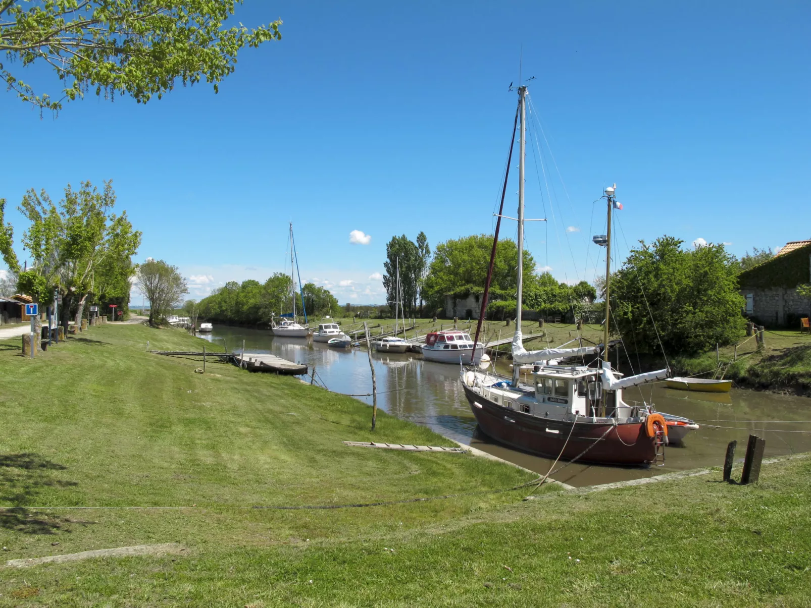 Pontac-Gadet 1-Area