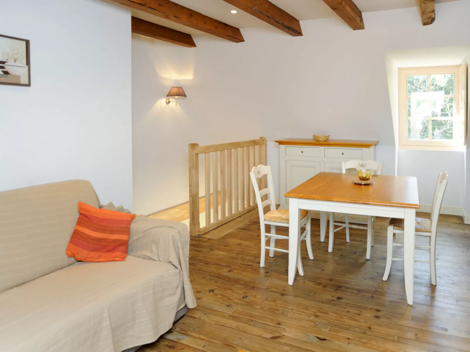 Le Clos des Rives-Inside