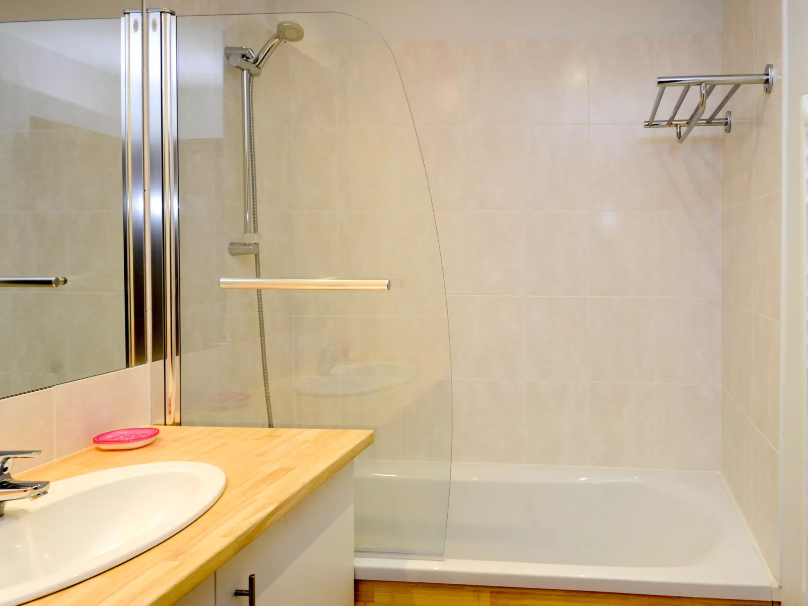 Le Clos des Rives-Inside