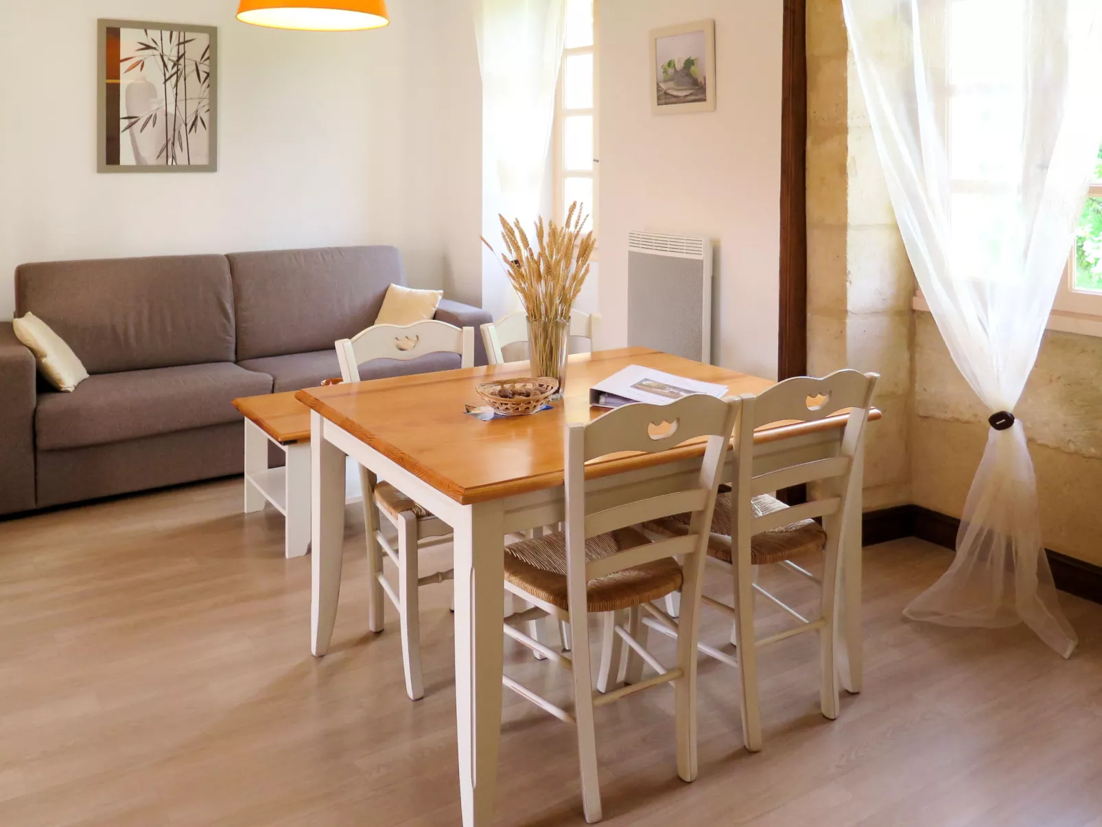 Le Clos des Rives-Inside