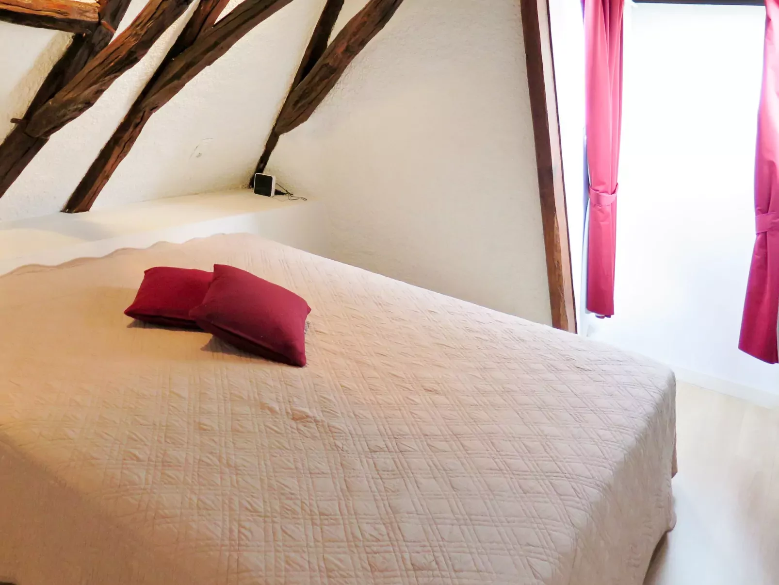 Le Clos des Rives-Inside