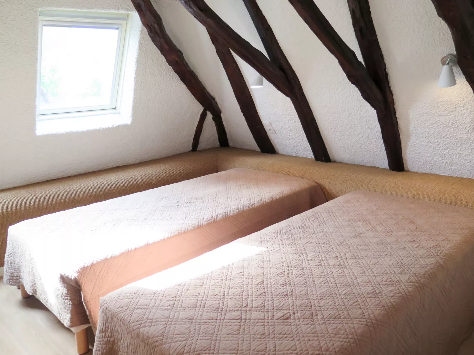 Le Clos des Rives-Inside