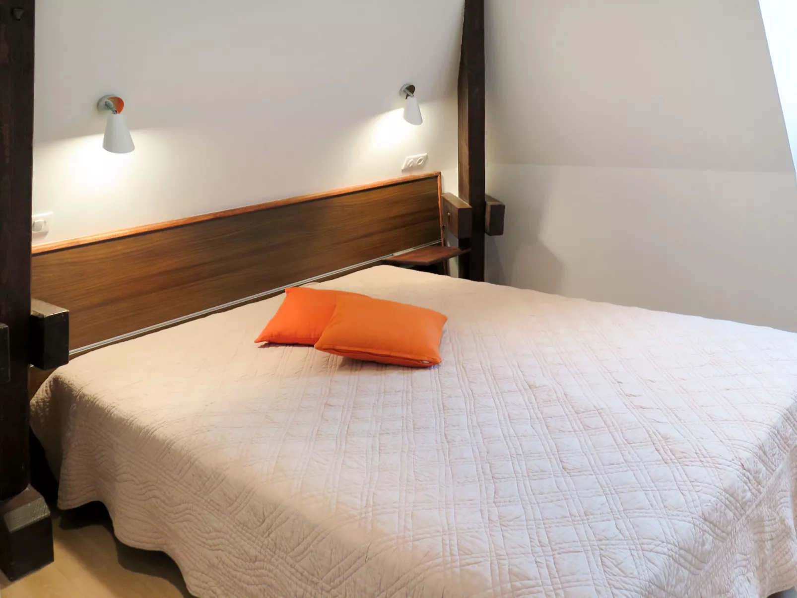 Le Clos des Rives-Inside