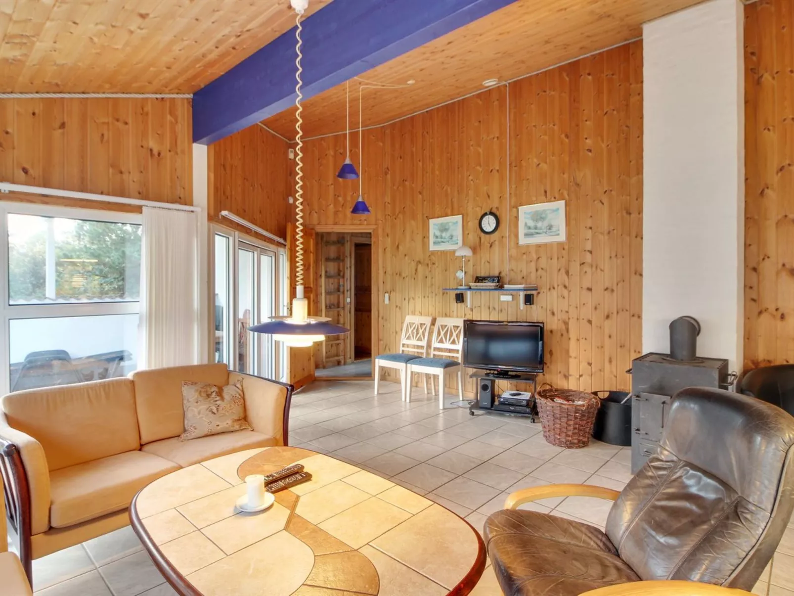 "Leoni" - 500m from the sea-Inside