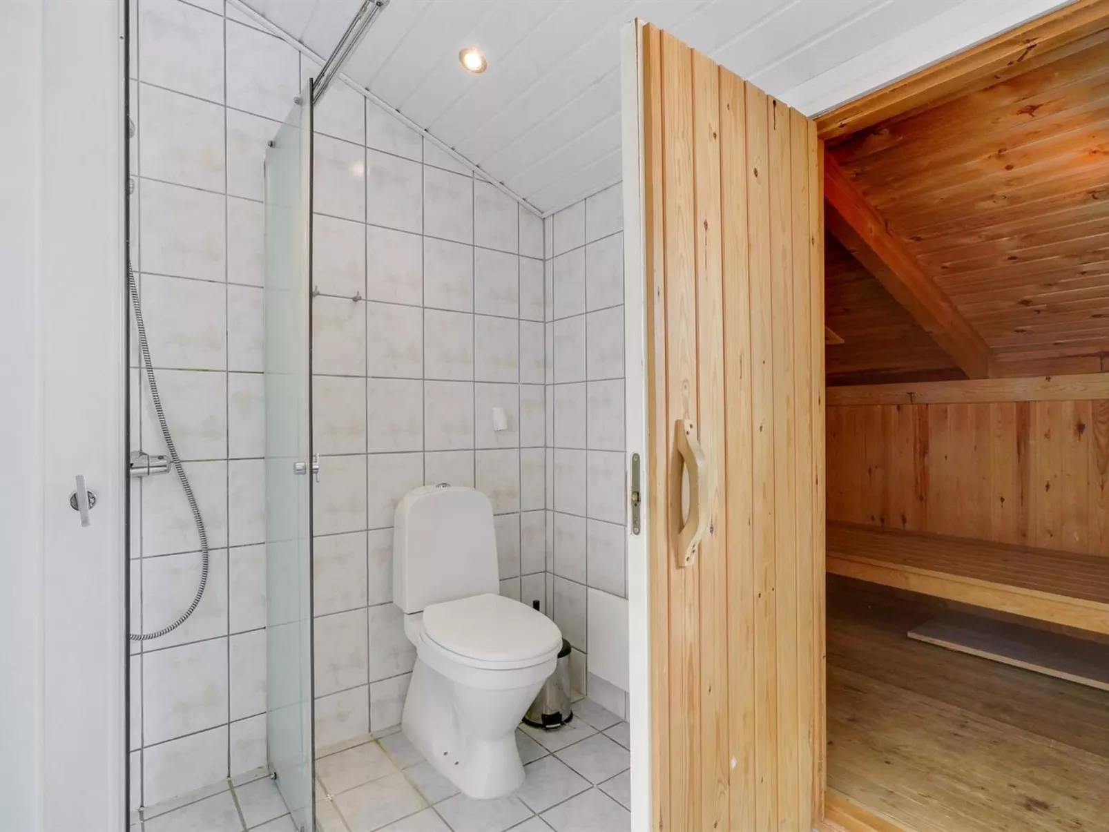 "Gerlis" - 75m from the sea-Inside