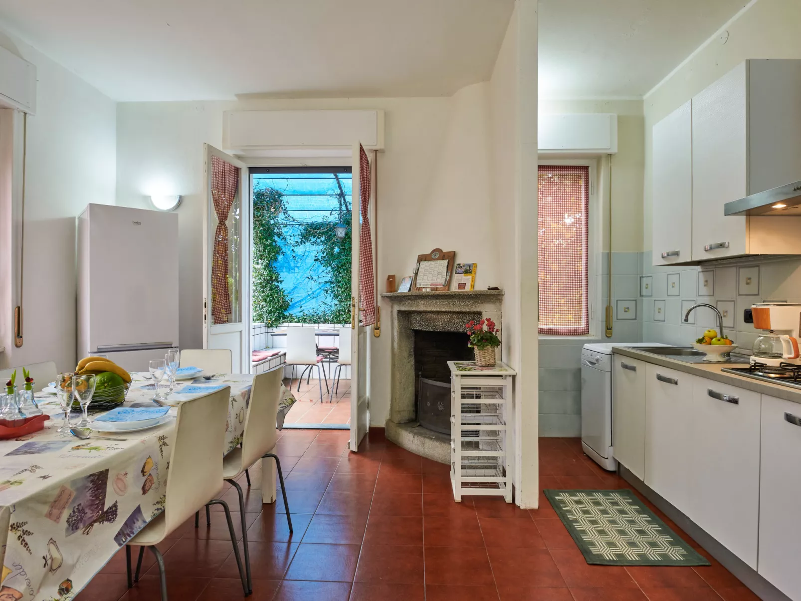 Villa Giulia-Inside