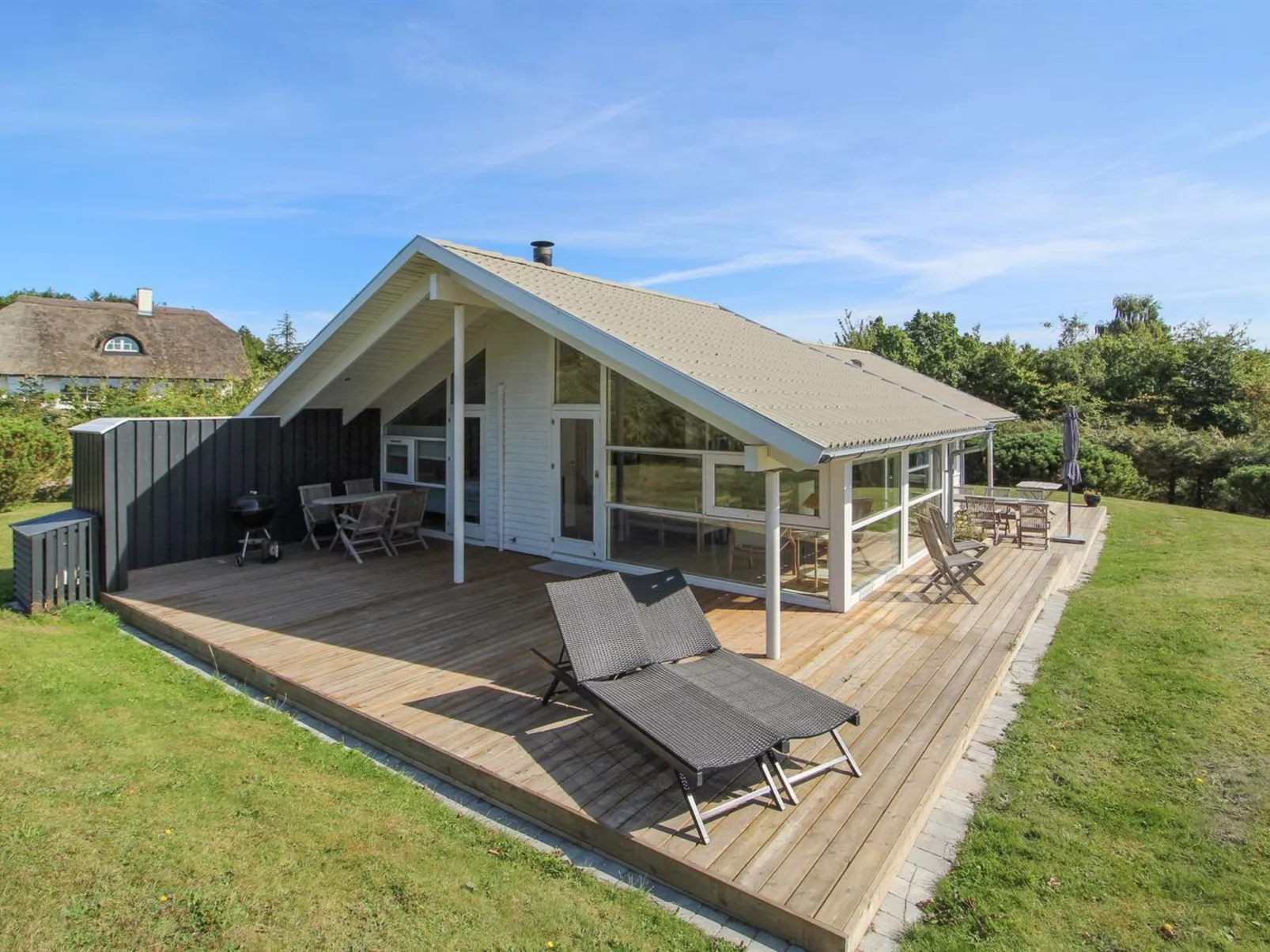 "Lili" - 400m from the sea-Outside
