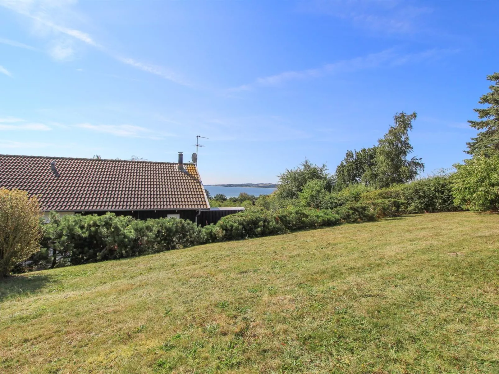 "Lili" - 400m from the sea-Outside