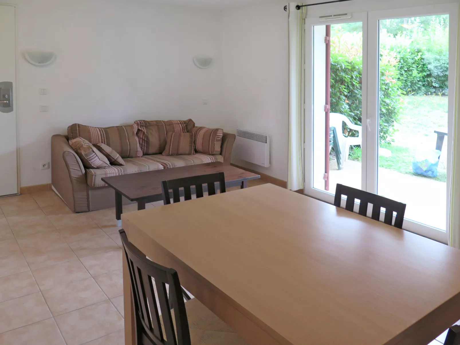 Le Domaine du Golf d'Albret-Inside