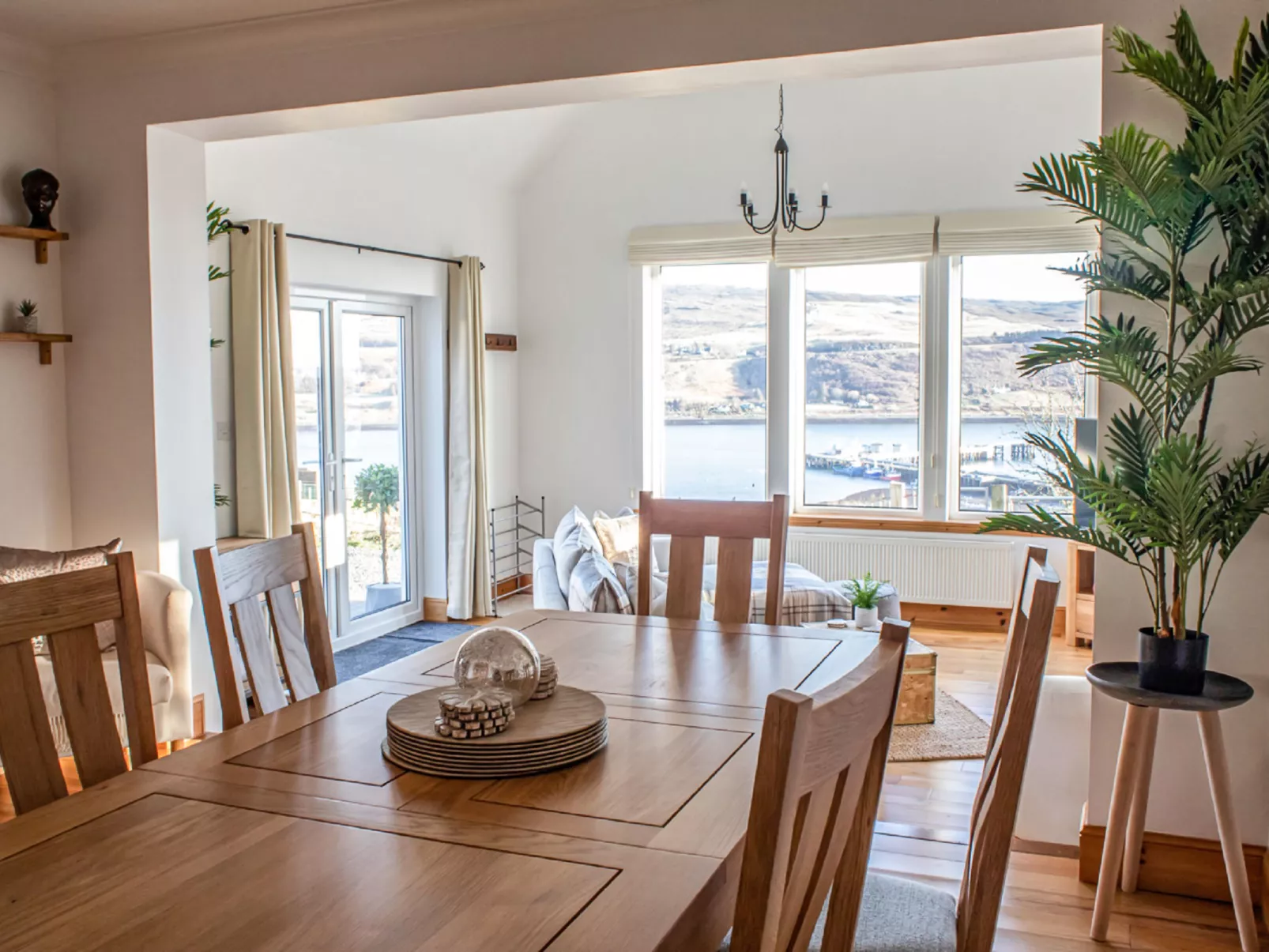 Bay View-Inside