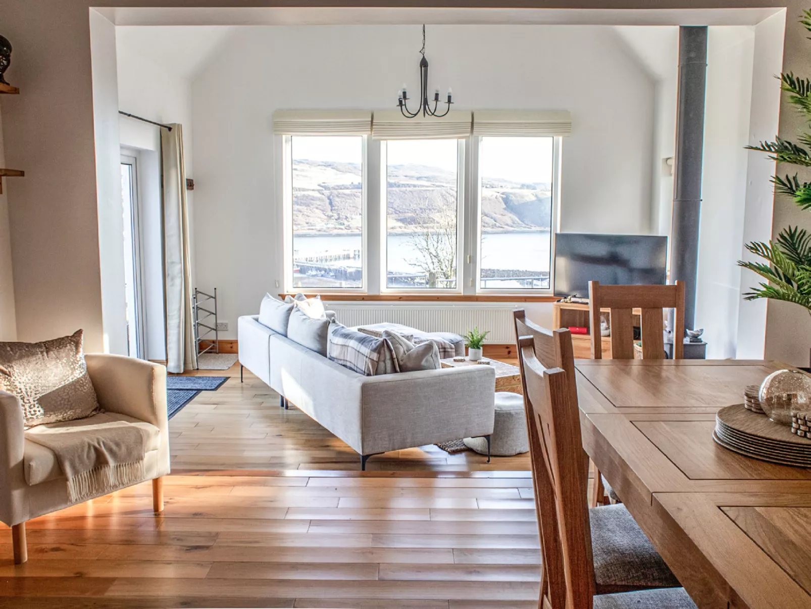 Bay View-Inside
