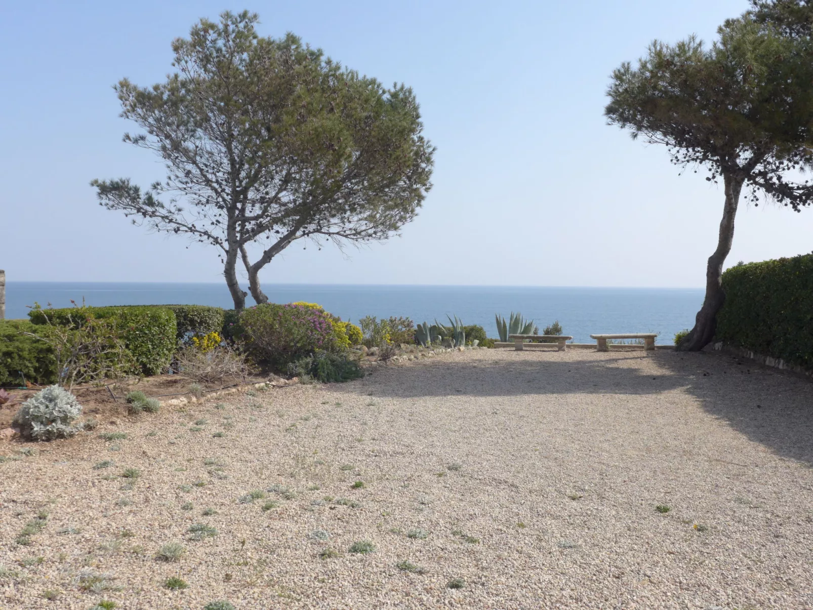 Les Maures de l'Esterel-Outside