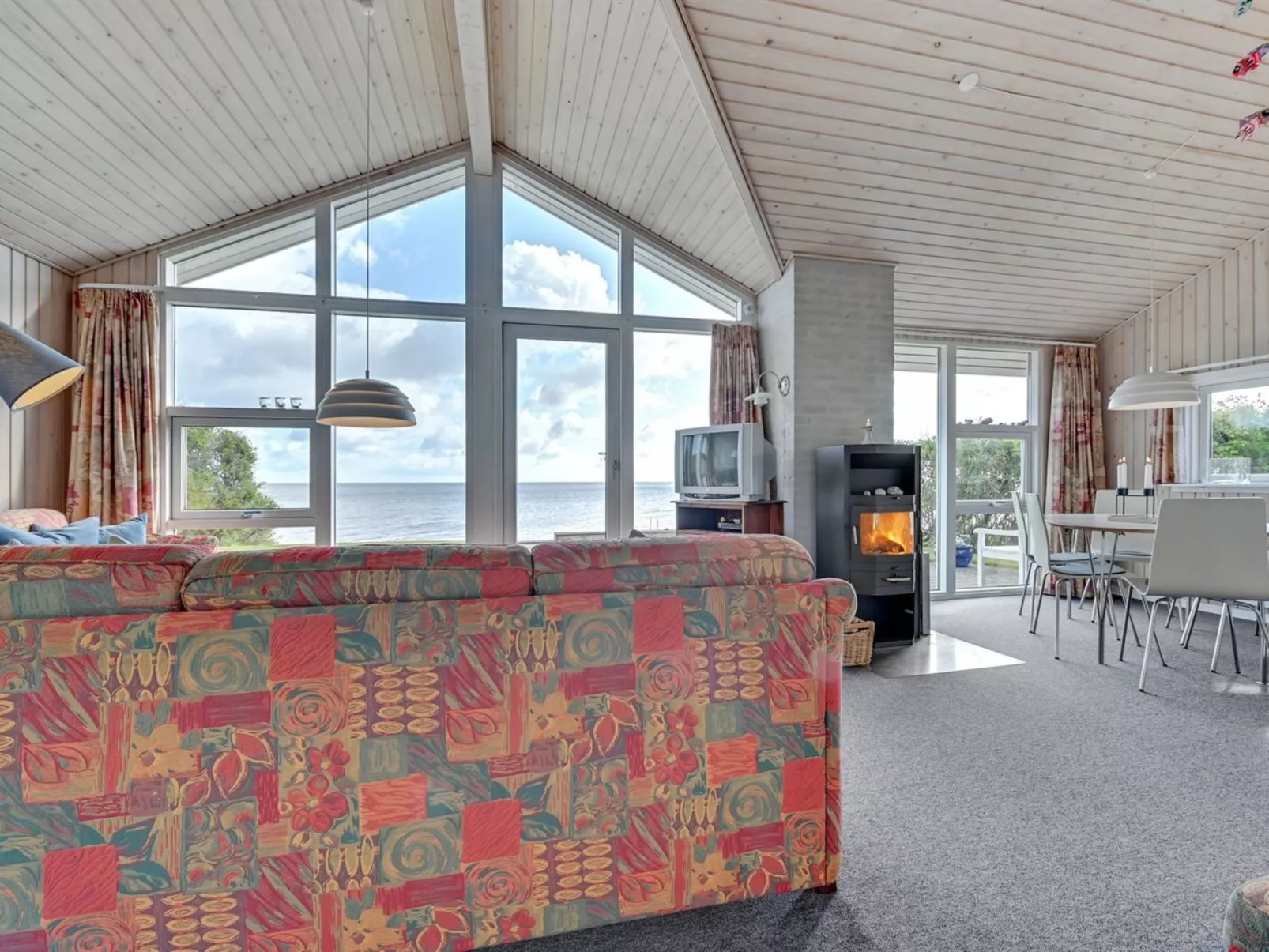 "Keti" - 5m from the sea-Drinnen