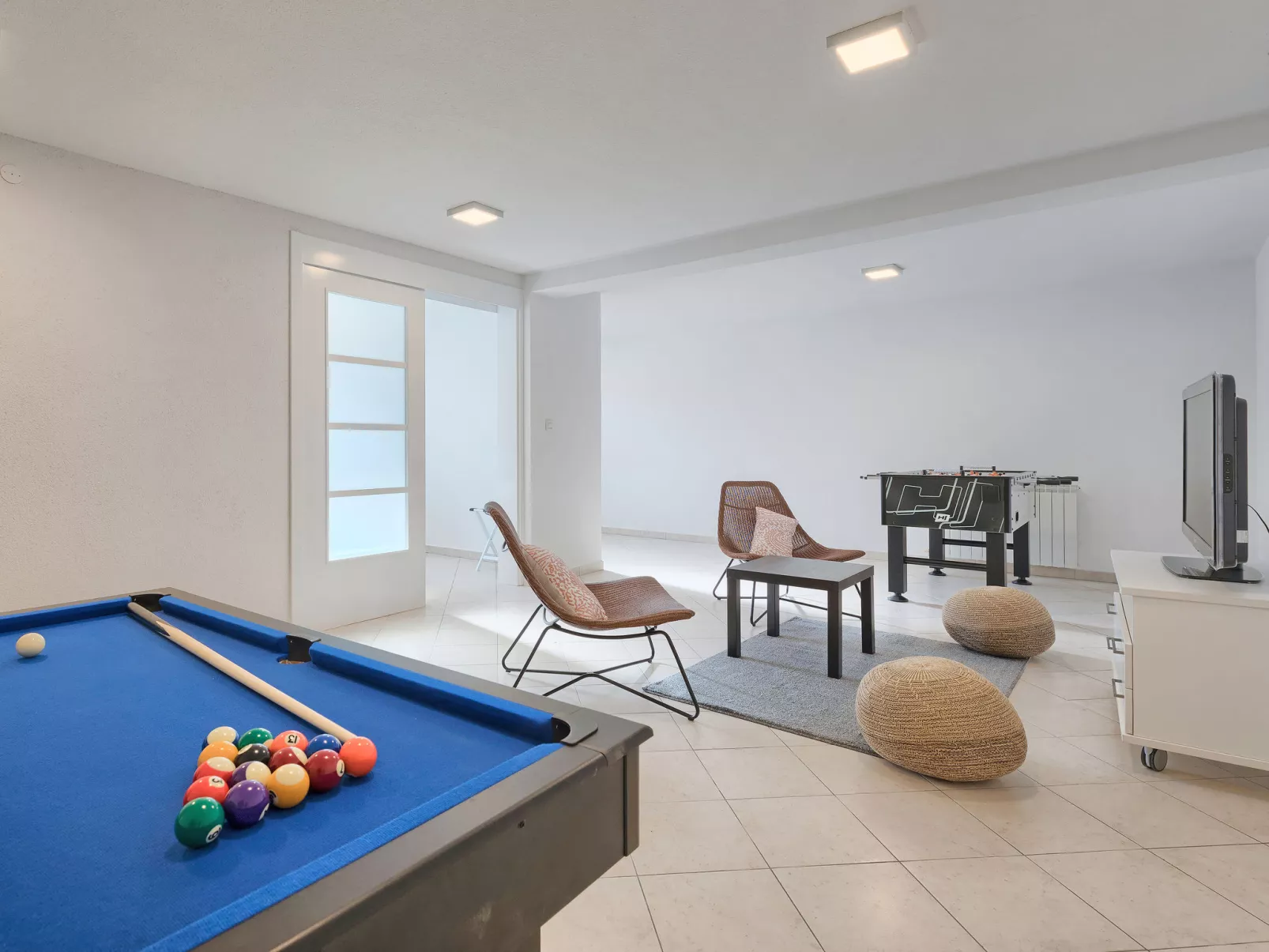 Villa Beach Front-Inside
