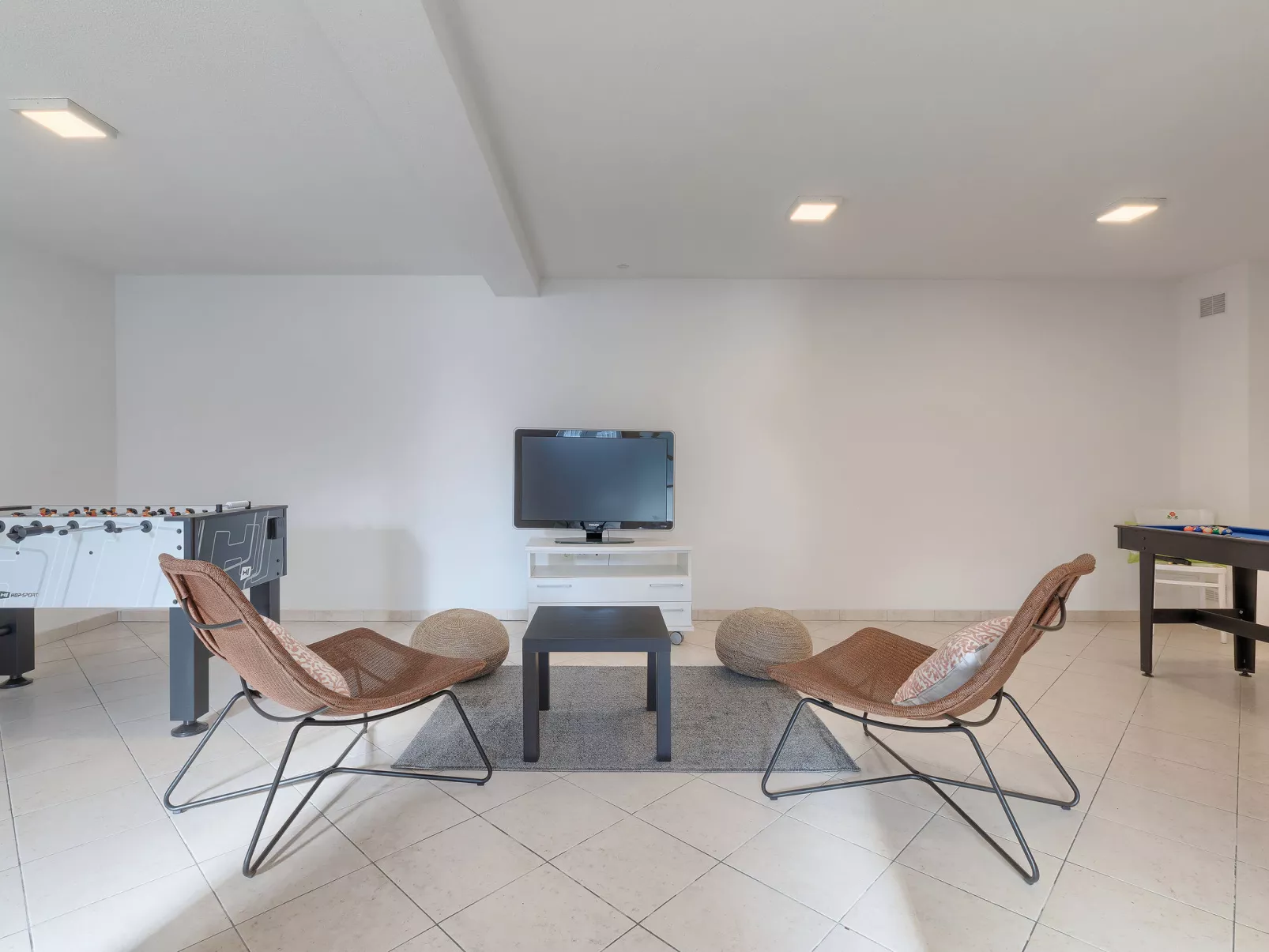 Villa Beach Front-Inside