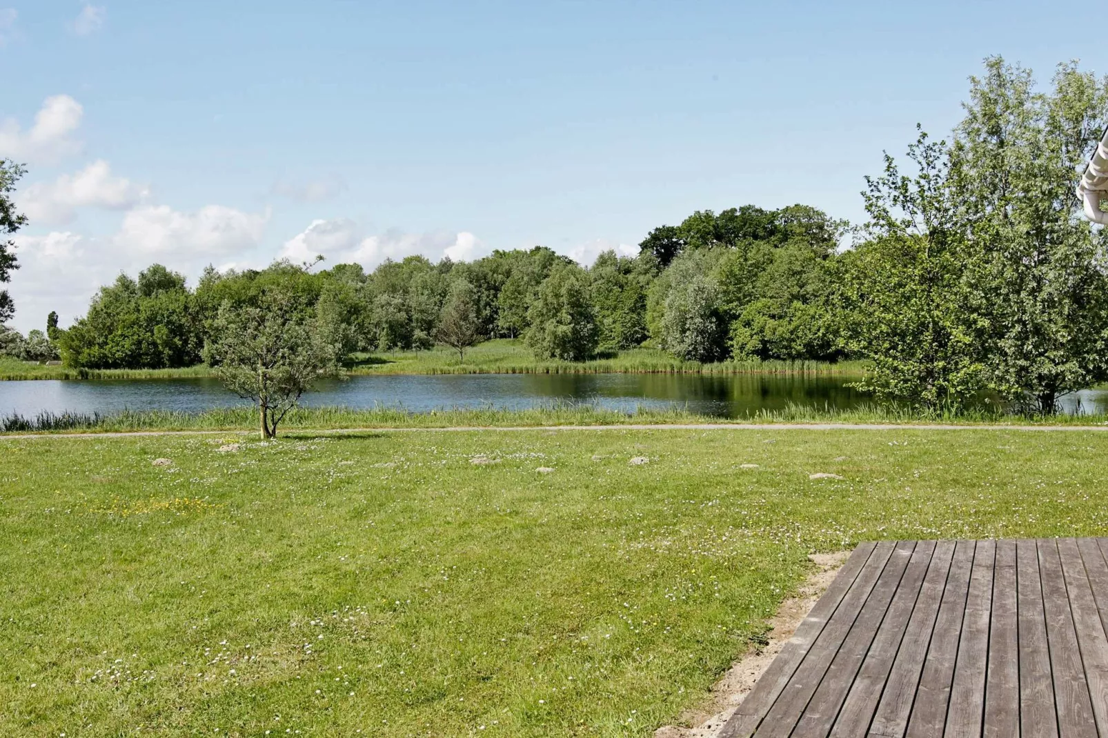 J91 SW-Water view