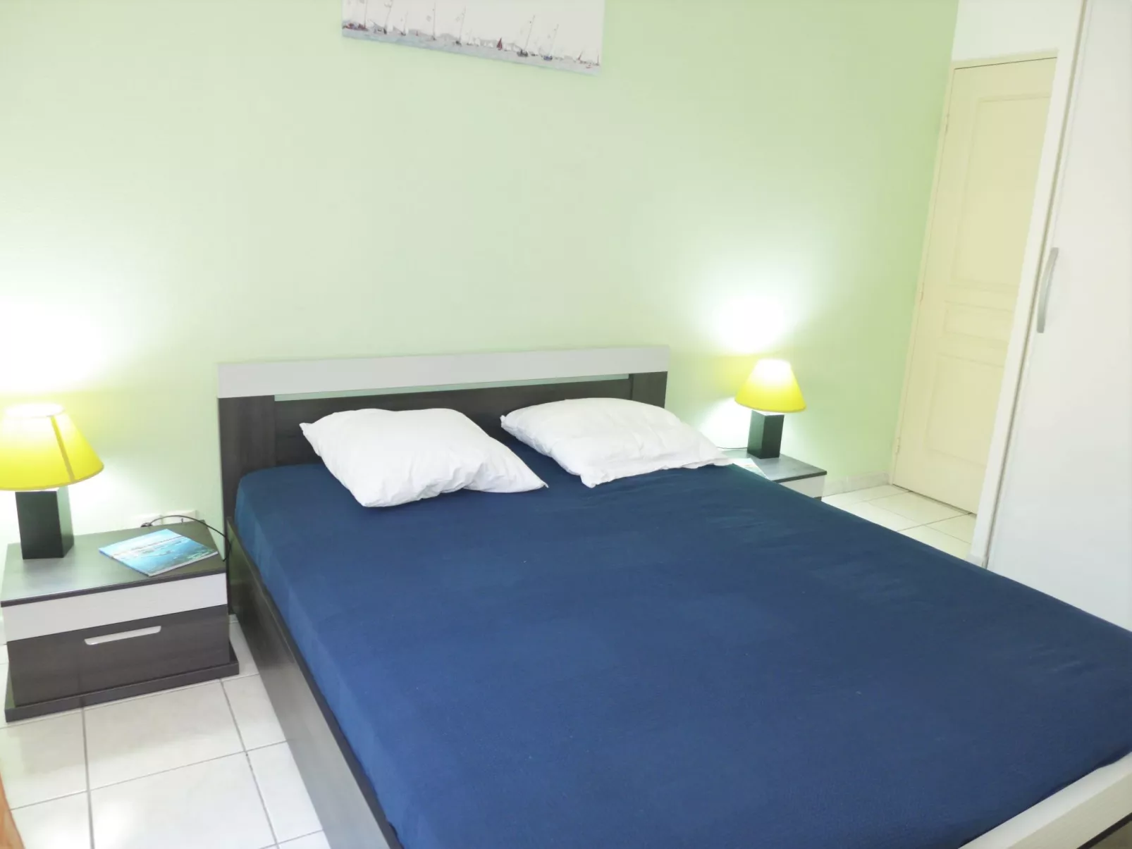 Le Clos Saint Saens-Inside