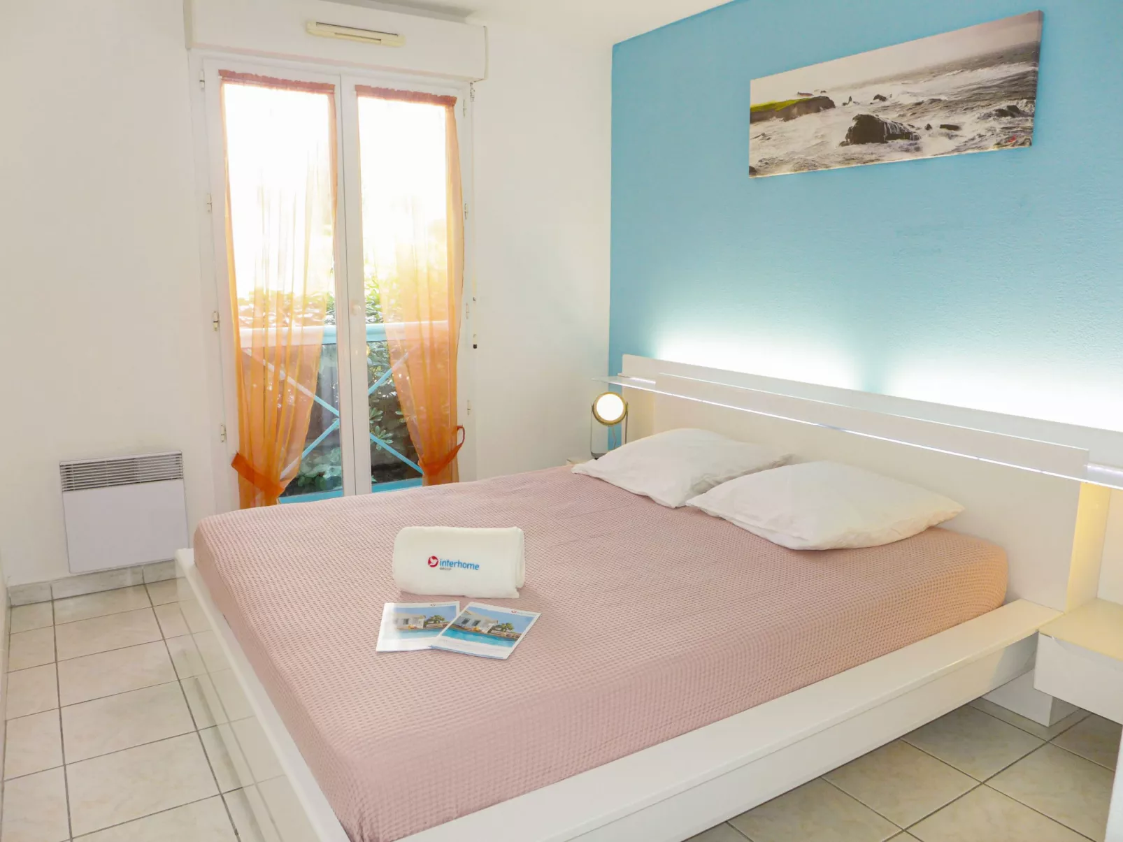 Le Clos Saint Saens-Inside