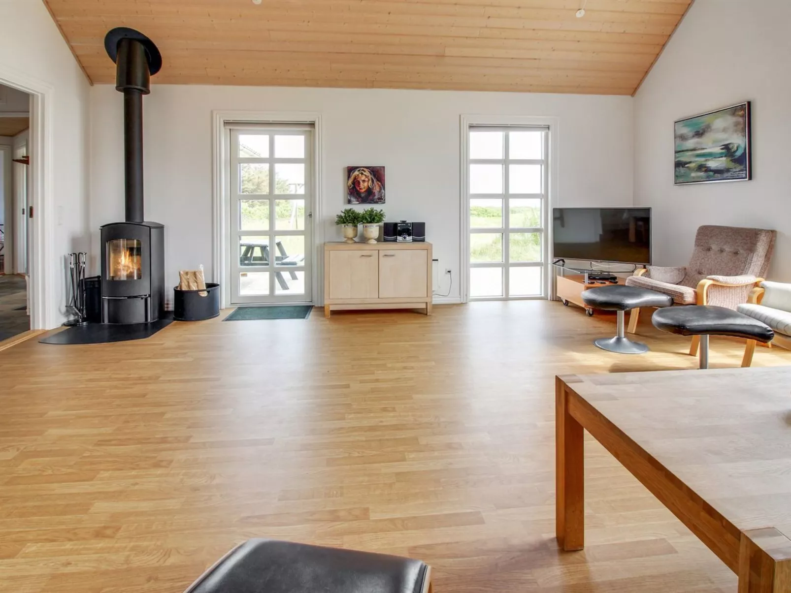 "Suvi" - 900m from the sea-Dedans