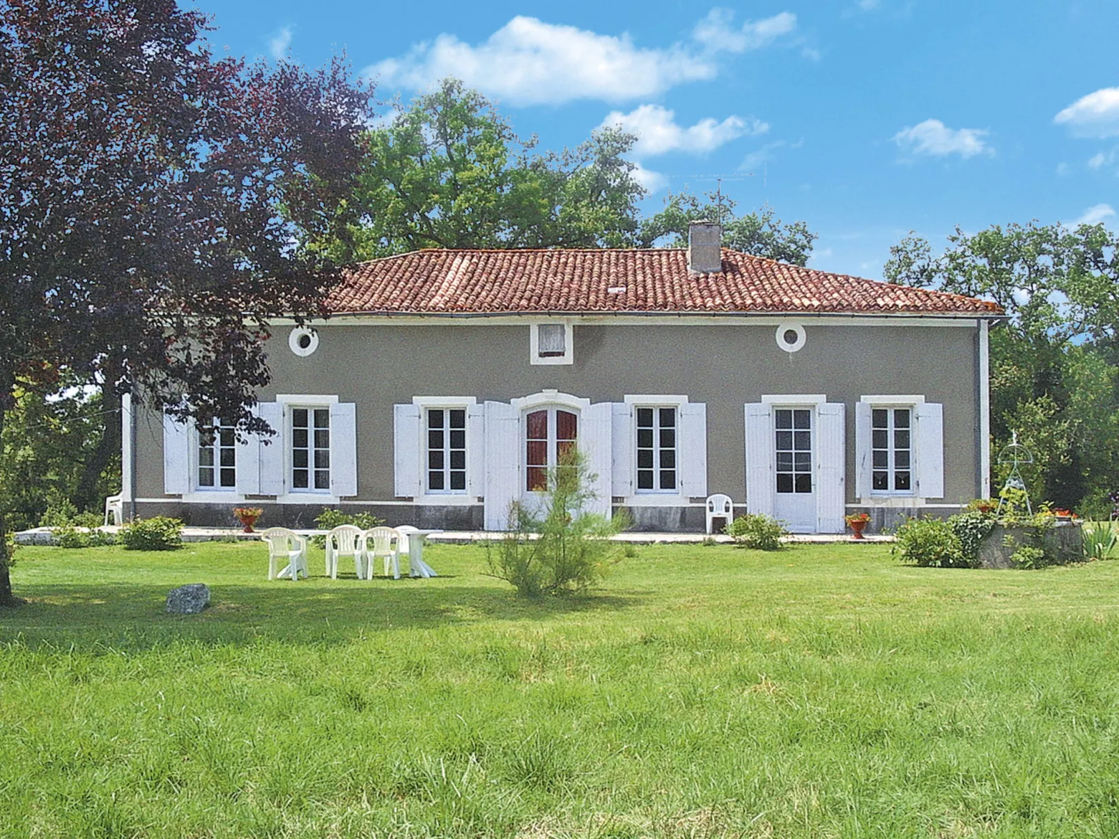 La Gaubide-Outside