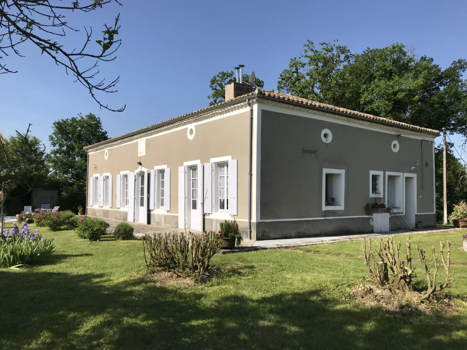 La Gaubide-Outside
