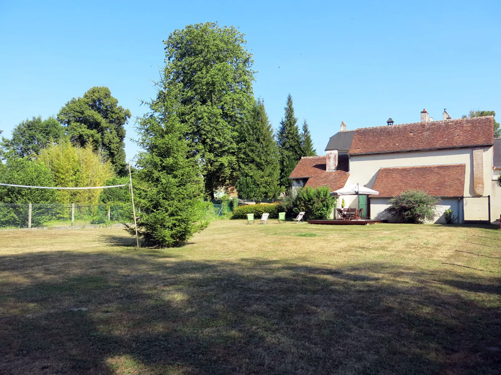Le Moulin Lecomte-Outside