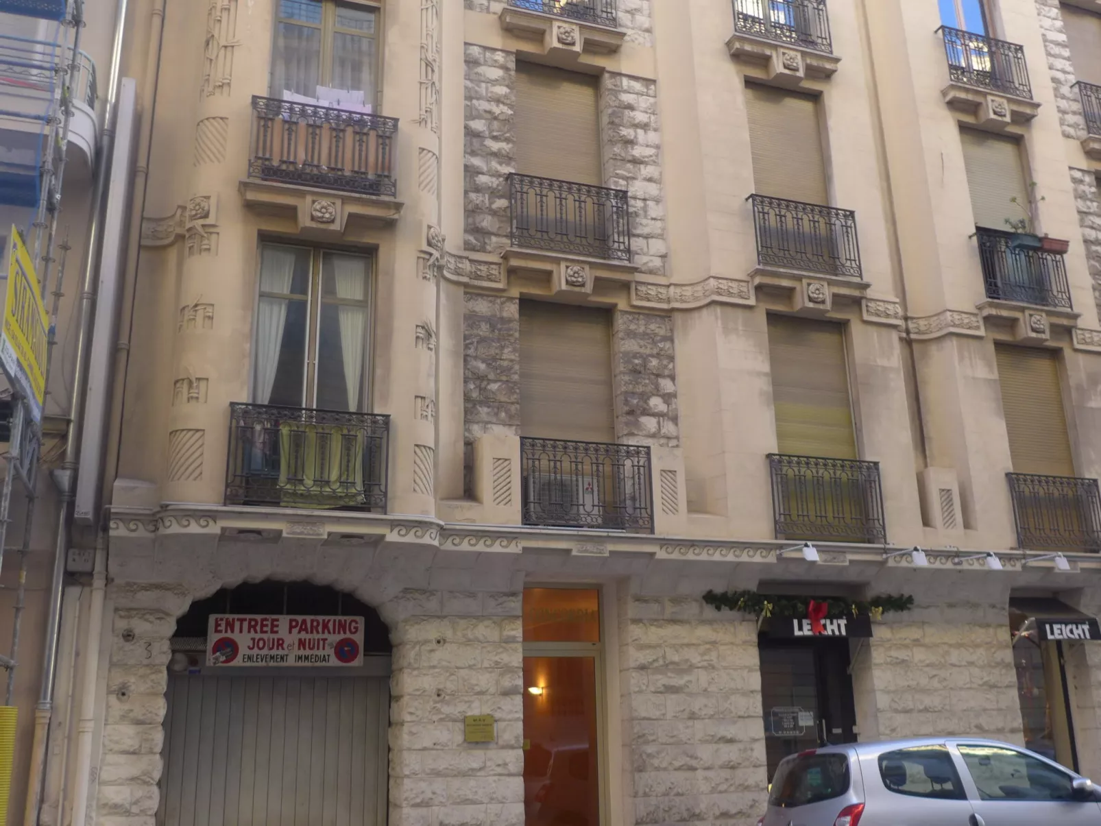 Le Concordia-Outside