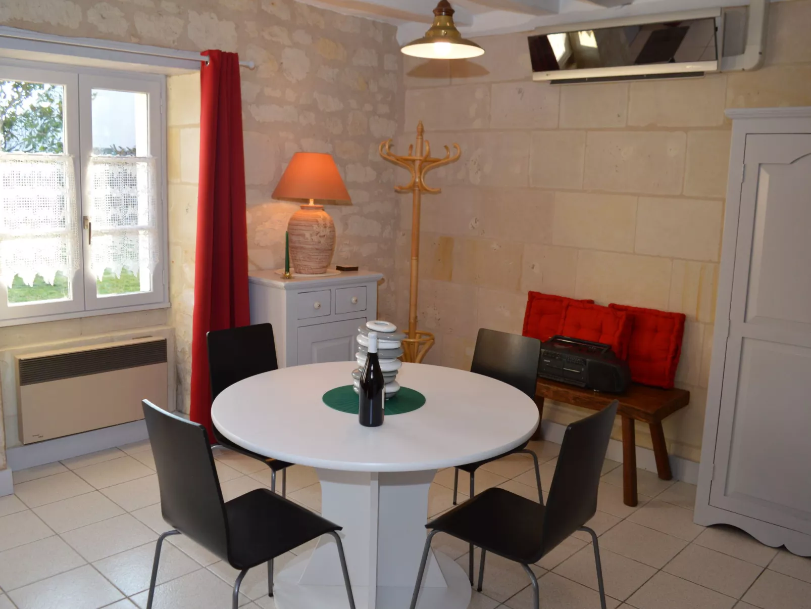 Les Mailloches-Inside