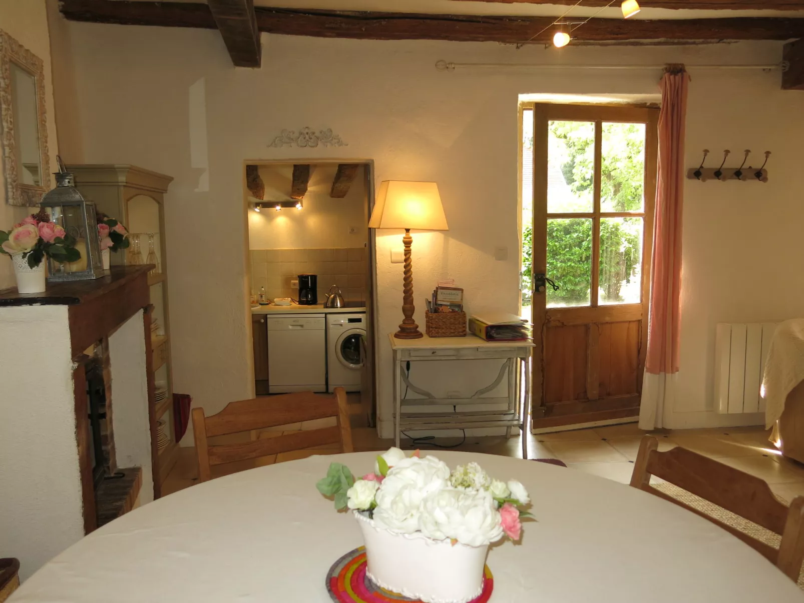 Marray-Baccus-Inside