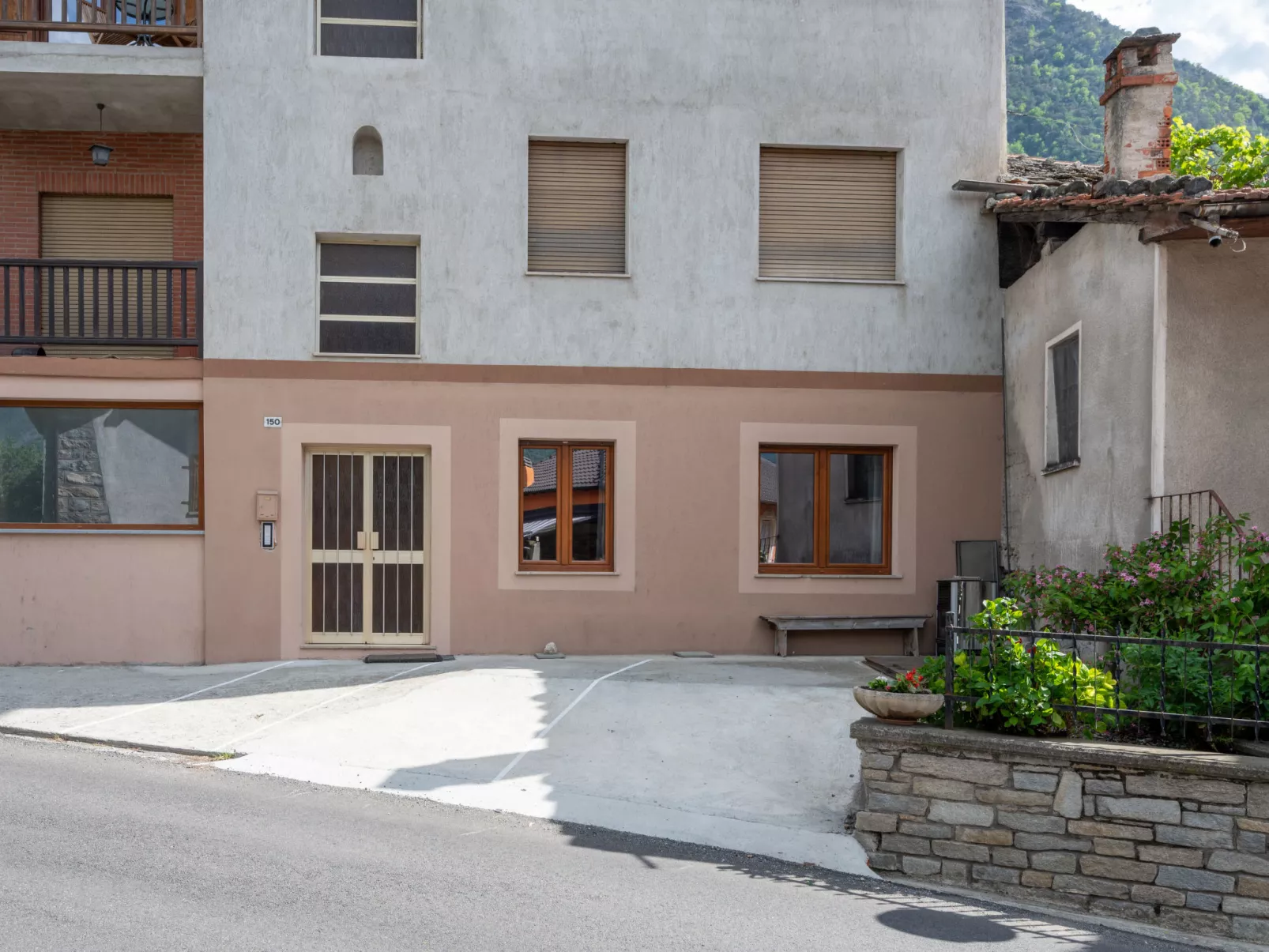 La Maison d'Amelie-Outside