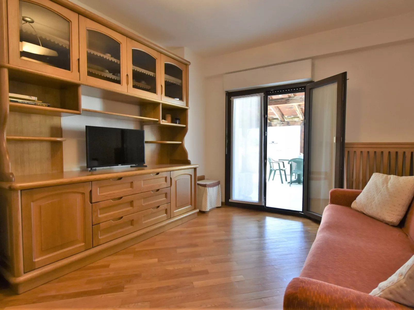 Grosio Terrace-Inside