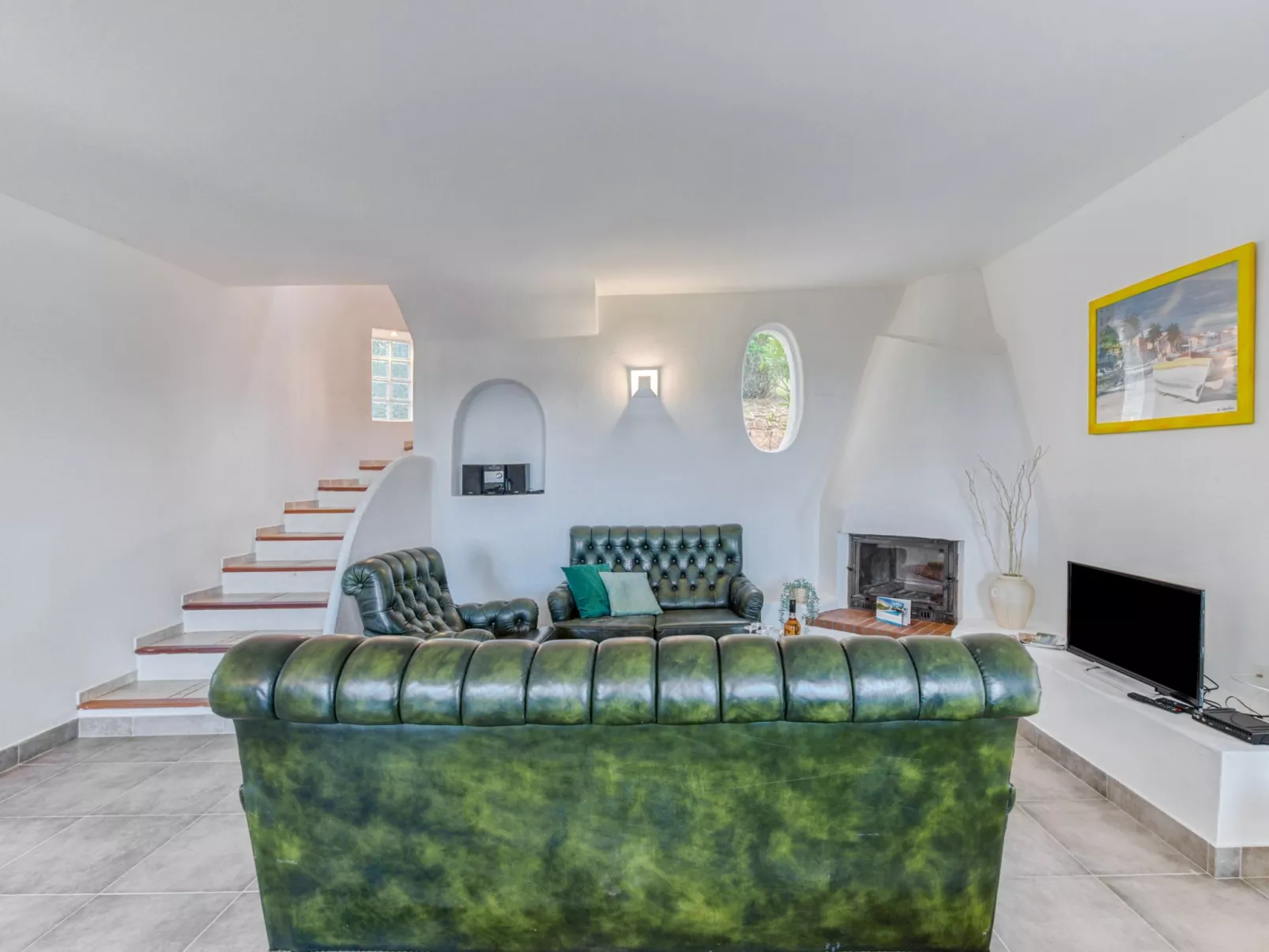 Villa Pavellone-Inside