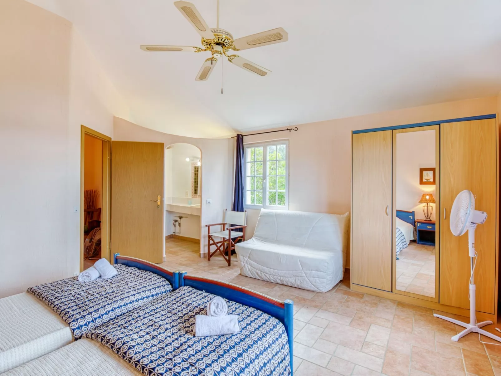 Villa Pavellone-Inside