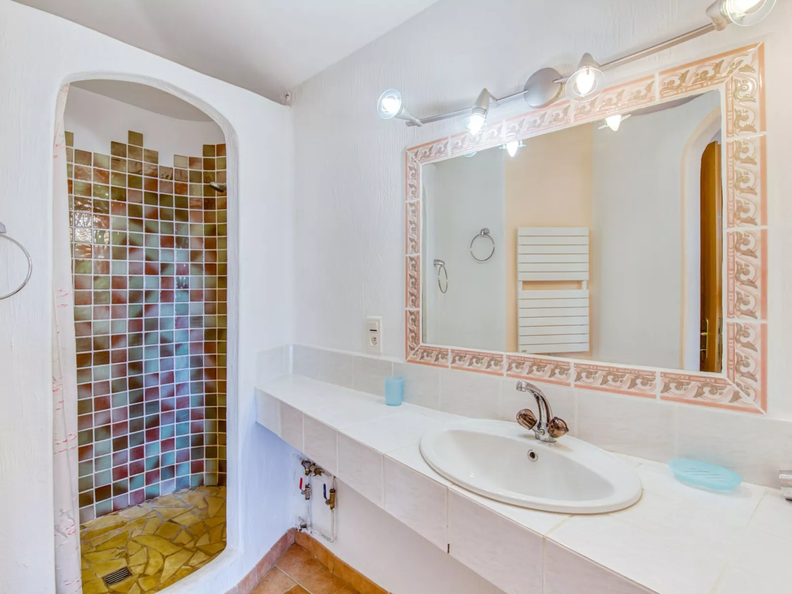 Villa Pavellone-Inside