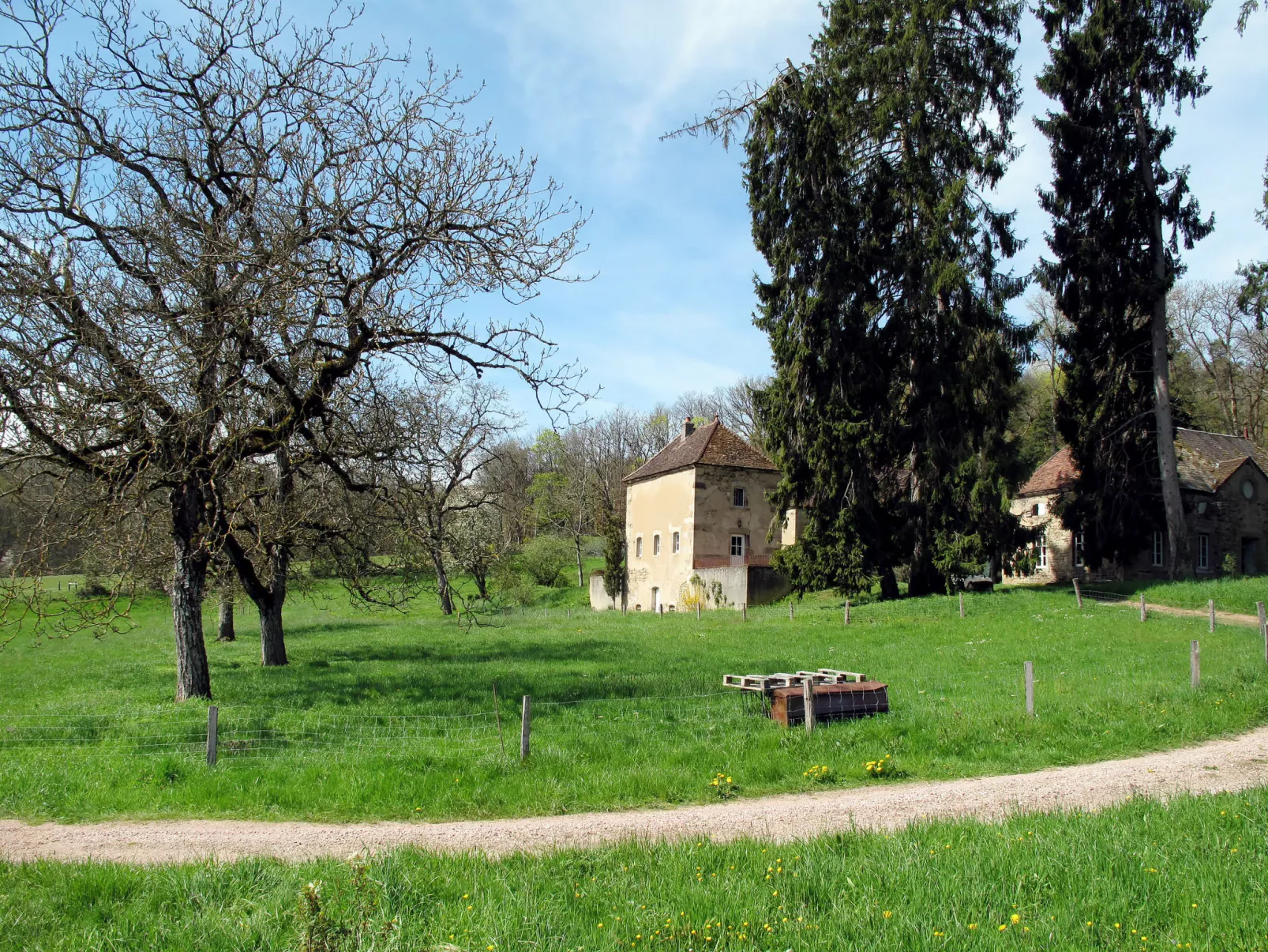 Premier gîte de Bouton-Draußen