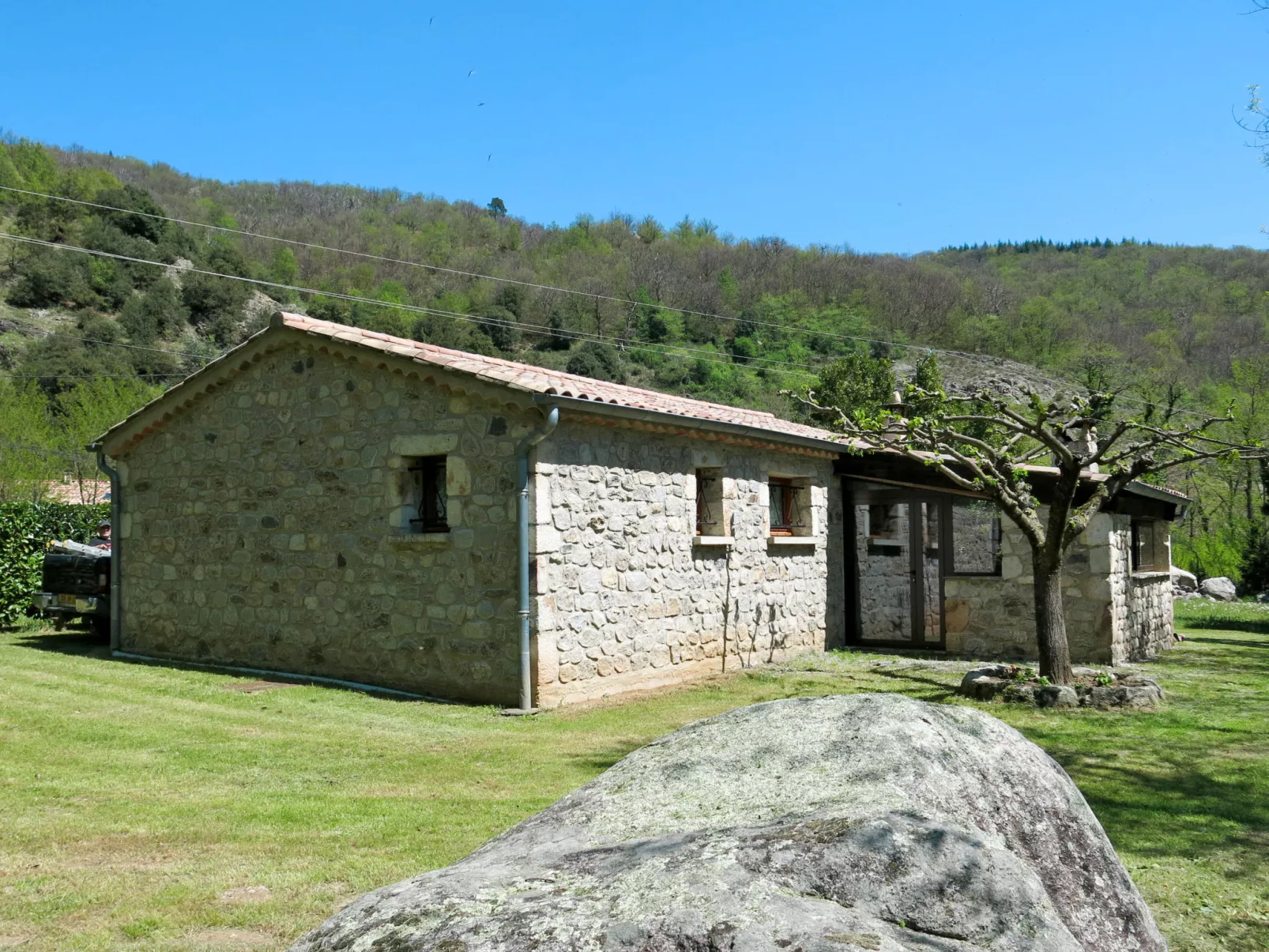 Les Galets-Outside