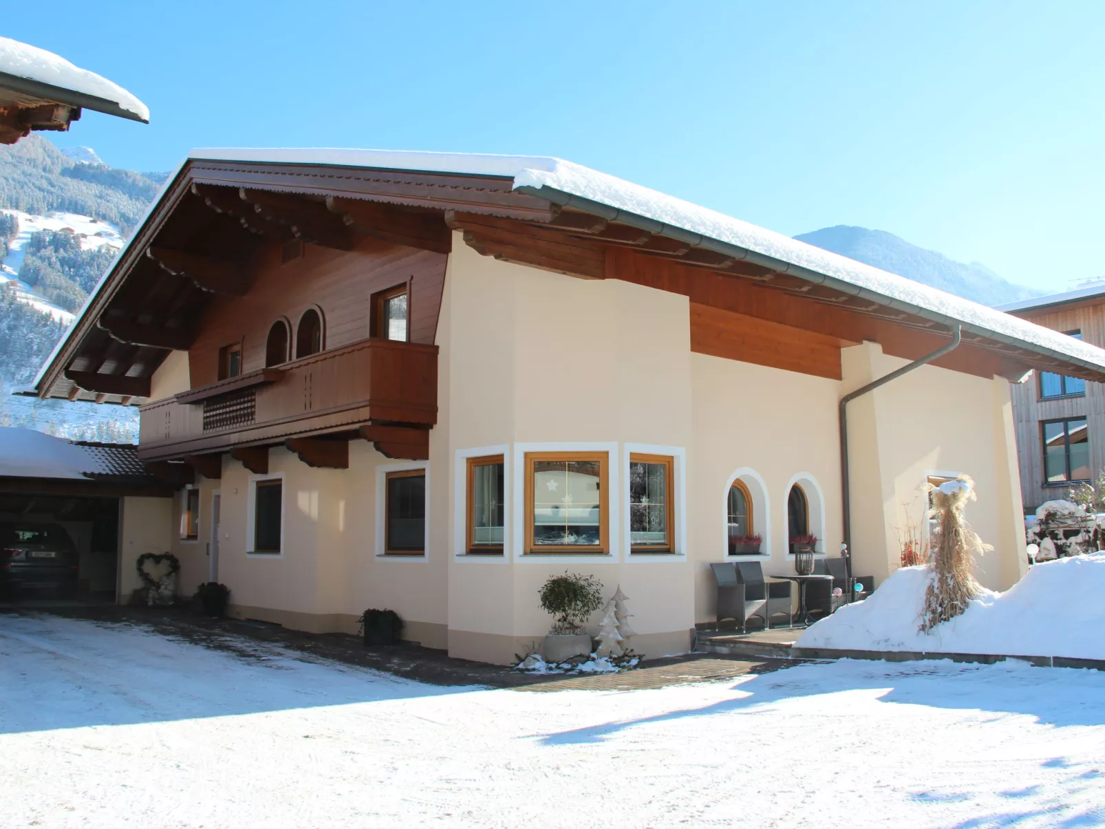 Hundsbichler-Outside