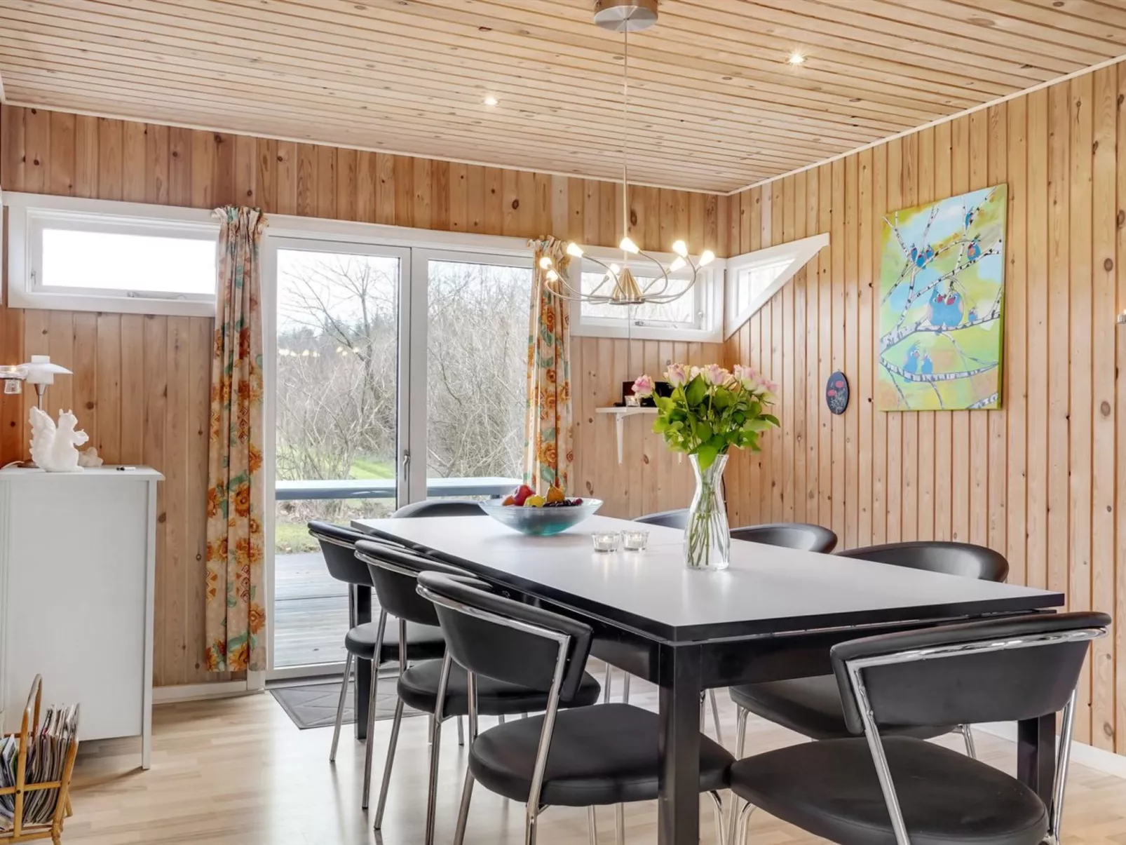 "Thorolf" - 30km from the sea-Inside