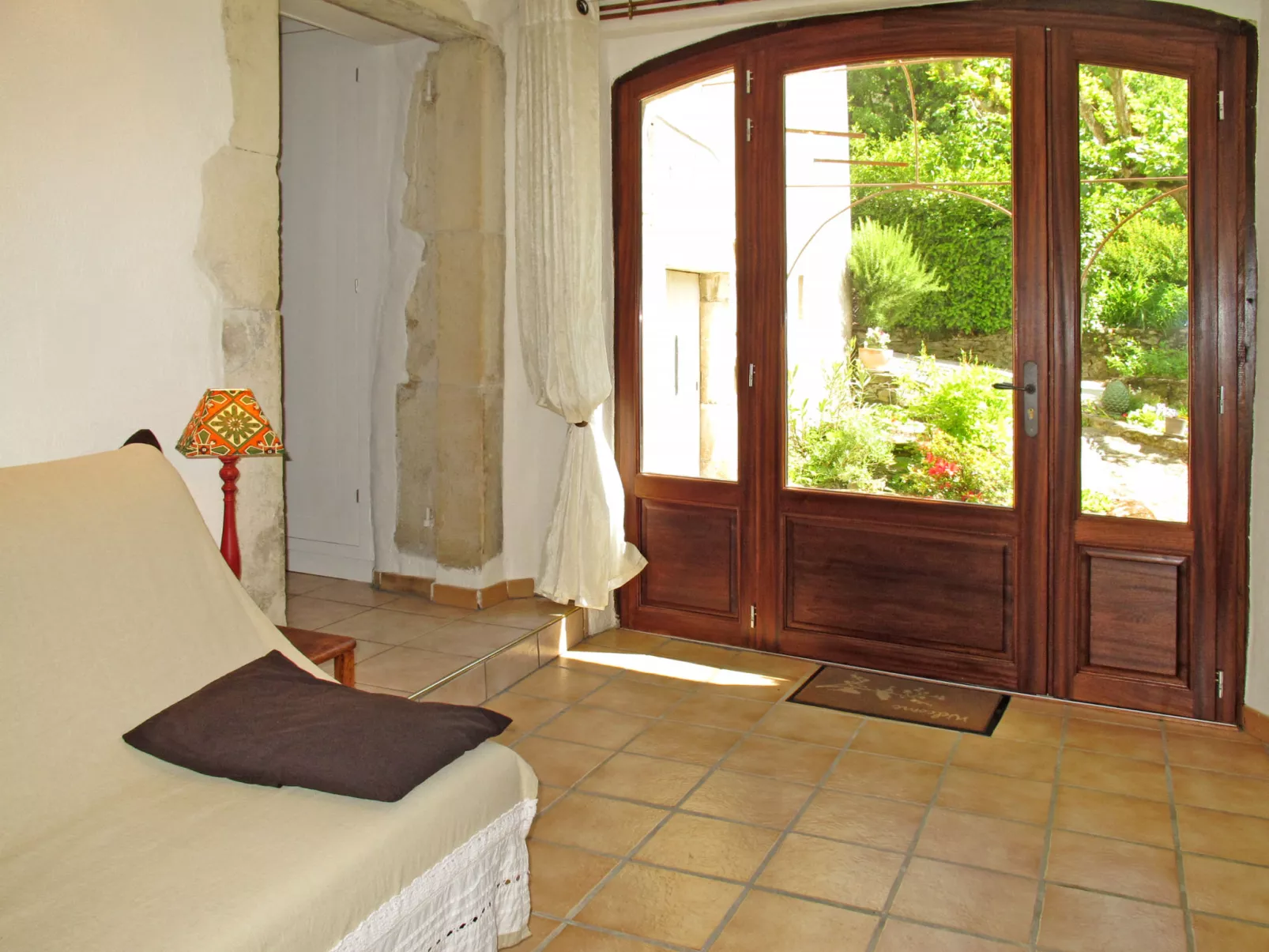 Marguerie-Inside